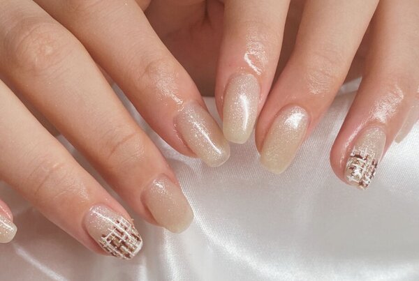 「ハンド 定額デザイン」秋冬大人気のツイードネイルが定額デザインできてとてもお得です！|Nail Salon Linda