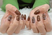 「ハンド ミドルコース」冬らしいブルー×ブラウンのチェックネイルです！|Nail Salon Linda