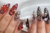 「ハンド ミドルコース」フラッシュネイルとマグネットネイルをベースにパーツは盛り盛りです！|Nail Salon Linda
