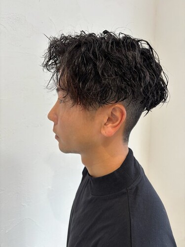 ツーブロック × 黒髪ツイストスパイラル