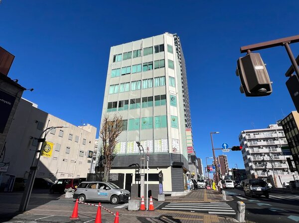 外観|メンズ脱毛 LUSSO ROSSO