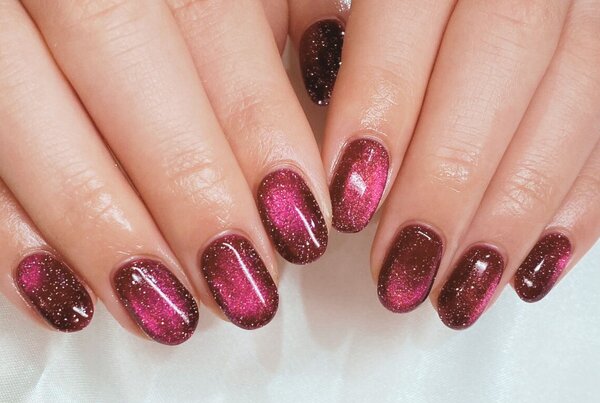 「ハンド マグネット・ワンカラー」ラメもキラキラ見えるフラッシュが入ったものになります！|Nail Salon Linda