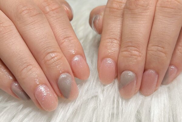 「ハンド 定額デザイン」肌馴染み良いカラーに変更し大人シンプルネイルに^^|Nail Salon Linda