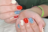 「ハンド ライトコース」フランスの国旗をイメージカラーネイルです！ パキッとカラーで写真映え間違いないです♪|Nail Salon Linda