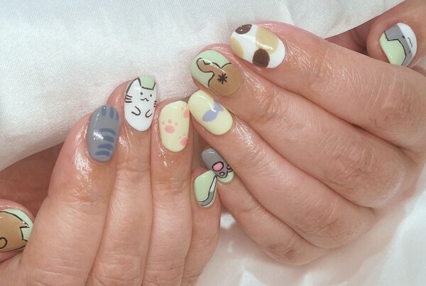 「ハンド ミドルコース」猫のデザインを持ち込みいただきました！ とても可愛らしいです！|Nail Salon Linda
