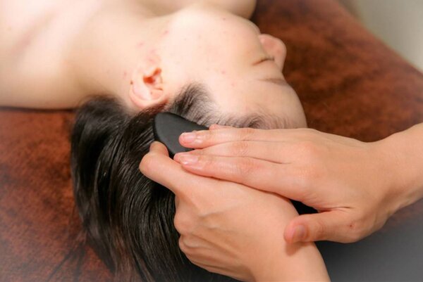 バサルトストーントリートメント|女性お顔そり空間 チェトルカ