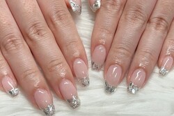 「ハンド ガラスフレンチ」指輪フォトを控え写真映するためにガラスフレンチに^^* キラッキラで豪華でとても可愛いです！