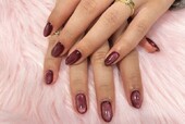 「ハンド マグネット・ワンカラー」ボルドーカラーのマグネットネイル！ 冬の定番ボルドーもマグネットでのご用意ございます|Nail Salon Linda