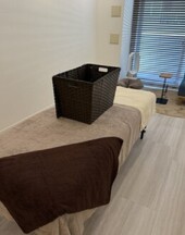 施術ベッド|恵比寿腰痛・肩こり専門整体院 トータルボディケアリライト
