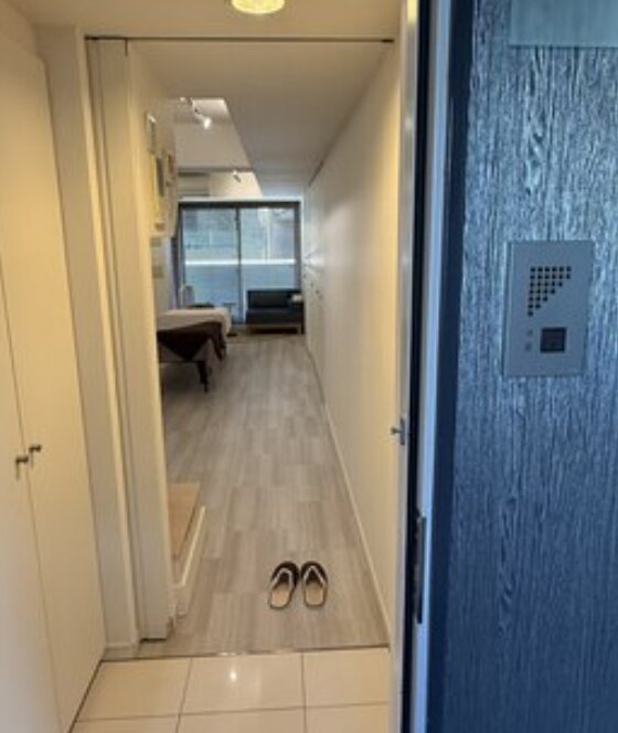 玄関|恵比寿腰痛・肩こり専門整体院 トータルボディケアリライト