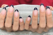 「ハンド フレンチ・ワンカラー」深みのあるネイビーと淡いピンクの組み合わせが大人可愛いです！|Nail Salon Linda