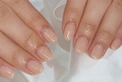 「ハンド ワンカラー」肌馴染みの良いカラーはお手元に合わせて決めるのがおすすめです♪|Nail Salon Linda