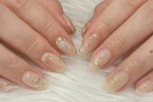 「ハンド ミドルコース」ベージュとゴールドを基調としたニュアンスデザインです！|Nail Salon Linda