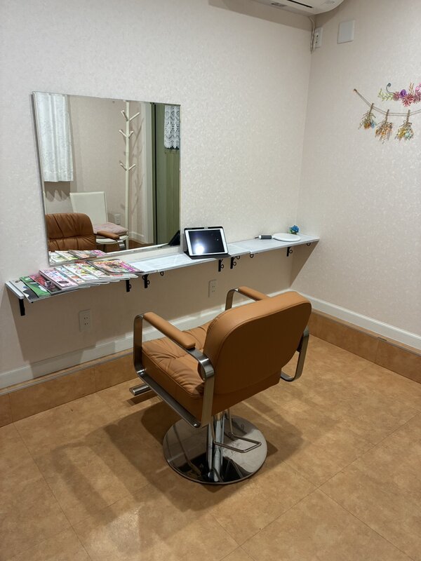 内観|美容室アロマーム