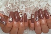 「ハンド 定額デザイン」お花がポイントのデザインです♪ 春に向けておすすめです！|Nail Salon Linda