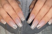 「ハンド ワンカラー」プラス料金でオーロラネイルに！ シンプルかつお洒落に♪|Nail Salon Linda