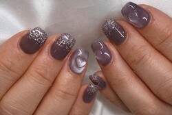 「ハンド ライトコース」マグネットとフラッシュを使った豪華なデザインです！|Nail Salon Linda