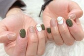 「ハンド ミドルコース」お持ち込みデザインで、個性派ネイルに！ ぷっくりラインも可愛いです^ ^|Nail Salon Linda