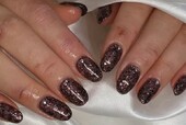 「ハンド 定額デザイン」かっこいいお色味でシンプルに！ シルバーのパーツで統一感もあり、とても素敵です|Nail Salon Linda