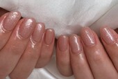 「ハンド ワンカラー」肌馴染みの良いピンクラメ！ オールシーズン大人気です！|Nail Salon Linda