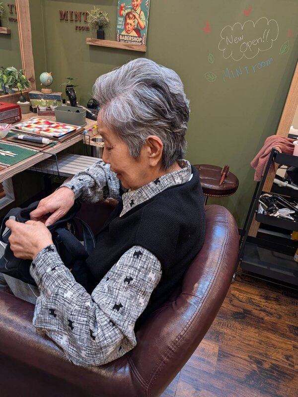 ハンサムグレイヘアー|ヘアサロン MINT room