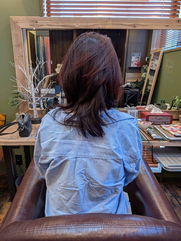 ミディアムレイヤー|ヘアサロン MINT room