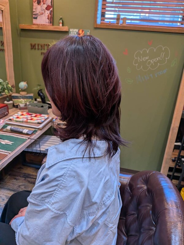 ミディアムレイヤー|ヘアサロン MINT room