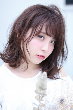 大人可愛いひし形ミディくびれレイヤー|Hair Make TOP SHAPE