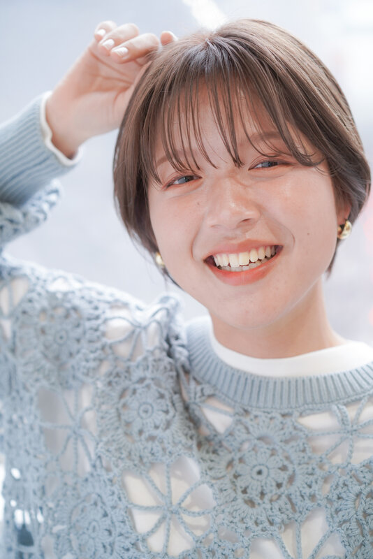 大人可愛い前髪軽めショートで若見え上品スタイル|Hair Make TOP SHAPE