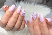 「ハンド ワンカラー」春カラーに同系色のリボンパーツで可愛いらしいデザインに！ 飽きのこないデザインです^_^|Nail Salon Linda