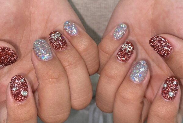 「ハンド ライトコース」全部キラキラに変更して、モチベーションupです！|Nail Salon Linda