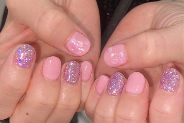 「ハンド 定額デザイン」ピンクづくしで春らしさ満開です♪|Nail Salon Linda