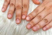 「ハンド クリア」自爪強化にクリアジェルいかがでしょうか？ ツヤツヤに仕上がります^_^|Nail Salon Linda