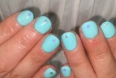「ハンド 定額デザイン」ライトブルーが明るく綺麗に見えます！|Nail Salon Linda