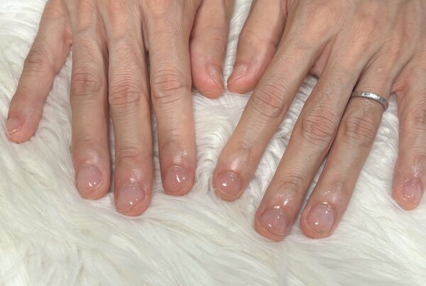 「ハンドケア」男性にもおすすめのハンドケアです^ ^ つやっと仕上がります！|Nail Salon Linda