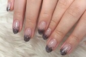 「ハンド グラデーション」ブルーラメのグラデーションネイル！ 爽やかなお色味が素敵です^ ^|Nail Salon Linda