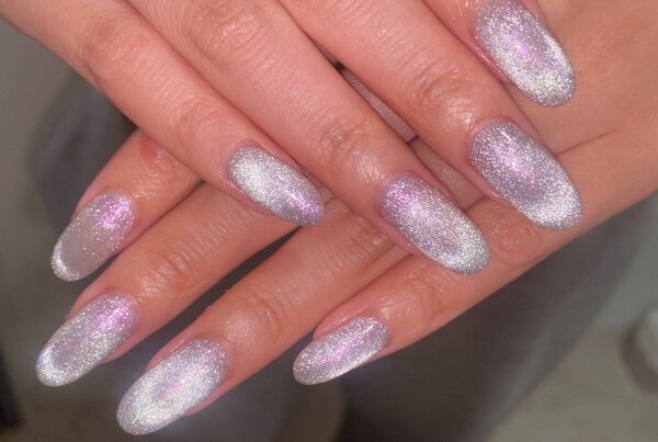 「ハンド マグネット・ワンカラー」ラメが強めのキラキラマグネットで写真映え間違いなし♪ |Nail Salon Linda