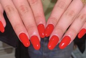 「ハンド ワンカラー」明るいパキッとした赤色は元気が出ますね^_^|Nail Salon Linda