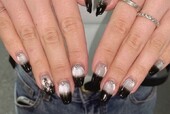 「ハンド ミドルコース」かっこいい印象にするために、黒やクロスを使ったデザインです！|Nail Salon Linda