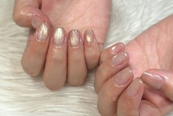 「ハンド マグネット・ワンカラー」ヌードカラーのマグネットです！ 透け感が夏らしいお色味です^ ^|Nail Salon Linda