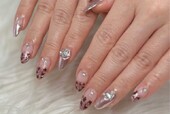 「ハンド ミドルコース」フラッシュグラデ×ミラーのキラキラネイル！ パーツのアクセントも可愛いです|Nail Salon Linda