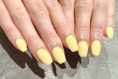 「ハンド ワンカラー」バターイエローで可愛い雰囲気に！|Nail Salon Linda