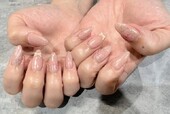 「ハンド ミドルコース」お持ち込みデザイン バラとリボンが可愛いデザイン。 スキンカラーに合わせる事で派手になりすぎず！|Nail Salon Linda
