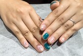 「ハンド 定額デザイン」ショートネイル×濃いめカラーも可愛組み合わせ|Nail Salon Linda