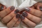 「ハンド ライトコース」フラッシュマグネットとシルバーラメでキラキラネイルです！|Nail Salon Linda