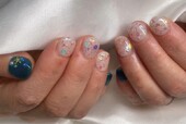 「ハンド 定額デザイン」キラキラ大粒のラメが宝石みたいになります！|Nail Salon Linda