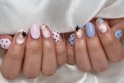 「ハンド ミドルコース」ドットや星、フレンチと盛りだくさんです！|Nail Salon Linda
