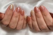 「ハンド ライトコース」オレンジのフラッシュネイルが夏らしく可愛いです！|Nail Salon Linda