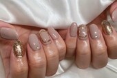 「ハンド 定額デザイン」落ち着いたベージュで上品さが出ます！|Nail Salon Linda