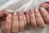 「ハンド ワンカラーネイル」 細かいラメでもしっかりキラキラです♪|Nail Salon Linda